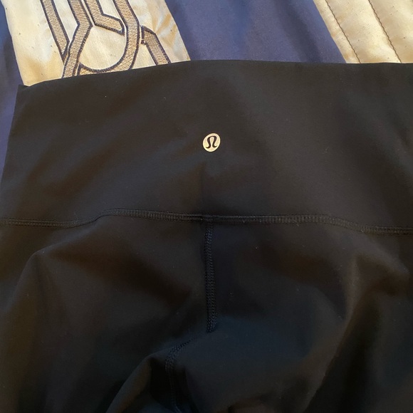 lululemon athletica Pants - Lululemon crop leggings
